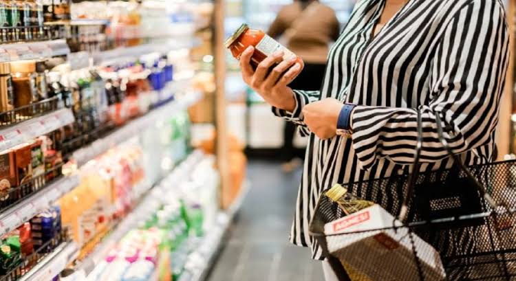 Ushqimi zë 40% të buxhetit të familjeve shqiptare, më e larta në Europë img 6657