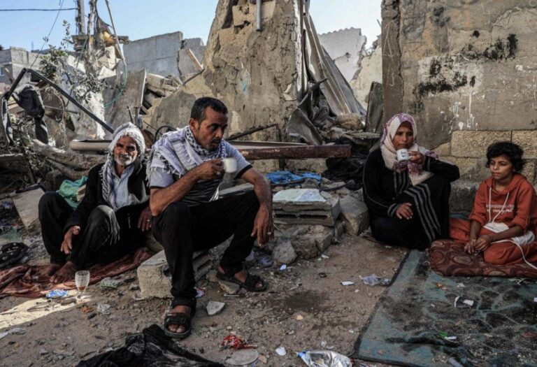 Paqja në Gaza/Liderët botërorë mirëpresin marrëveshjen për armëpushim screenshot