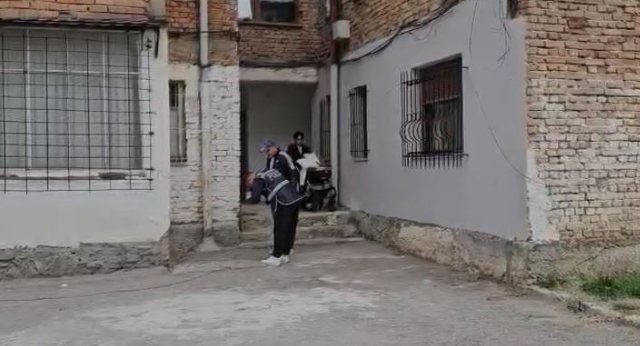 Ngjarje e rëndë në Korçë, 70-vjeçari i jep fund jetës duke u hedhur nga kati i katërt img 7273