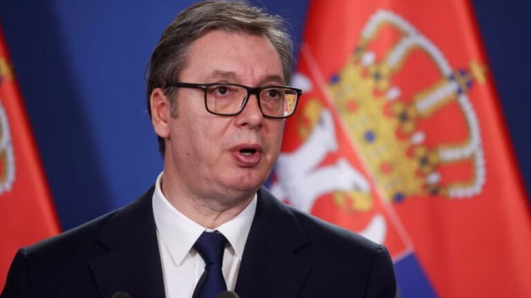 Vuçiç uron Listën Serbe “për fitoren” në Kosovë, mesazhi i presidentit serb img 9136