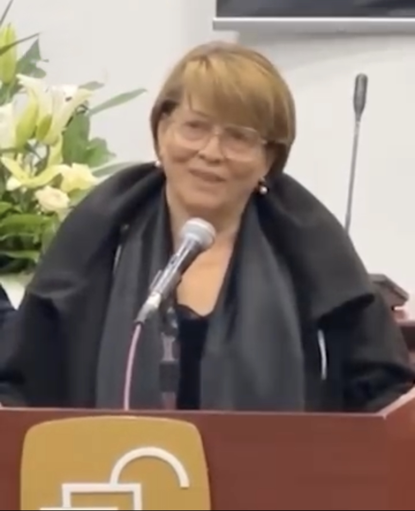 Nëna e Shpat Kasapit prek zemrat në Përkujtimoren e tij img 9349